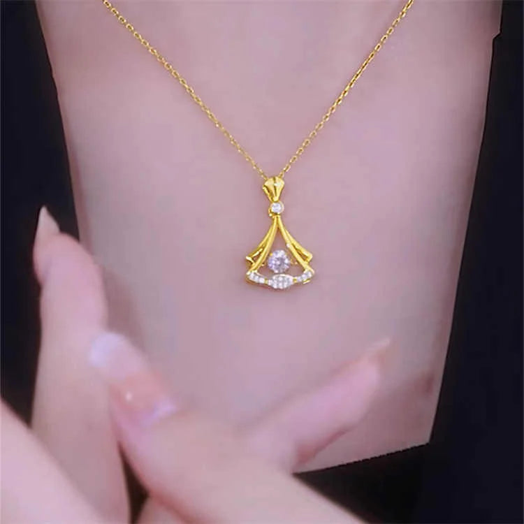 Elegant 24K Gold-Plated Fan Necklace